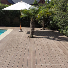 Plancher en caoutchouc extérieur en bois composite